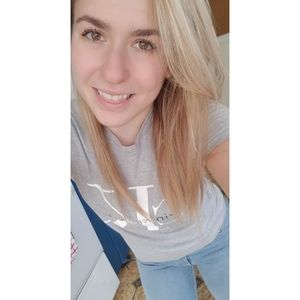 Meet your Posher, Schae